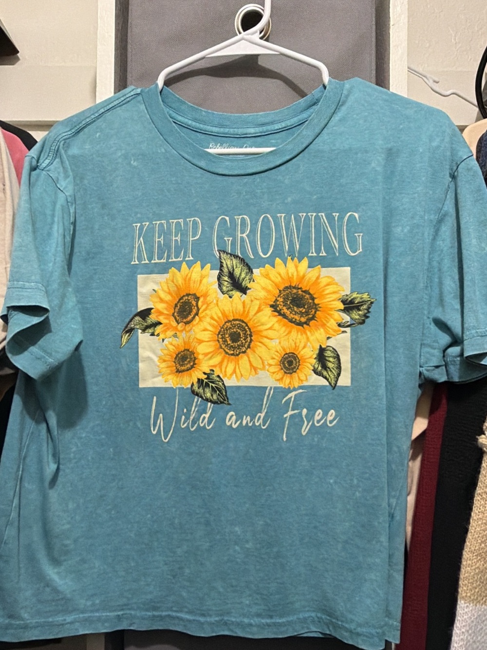 Keep Growing Sunflower Graphic Tee - Teal -